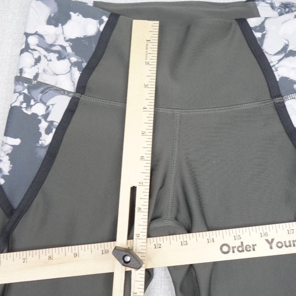 Under Armour Leggings Women Medium Gray Heatgear Compression Stretch Crop - Picture 4 of 10